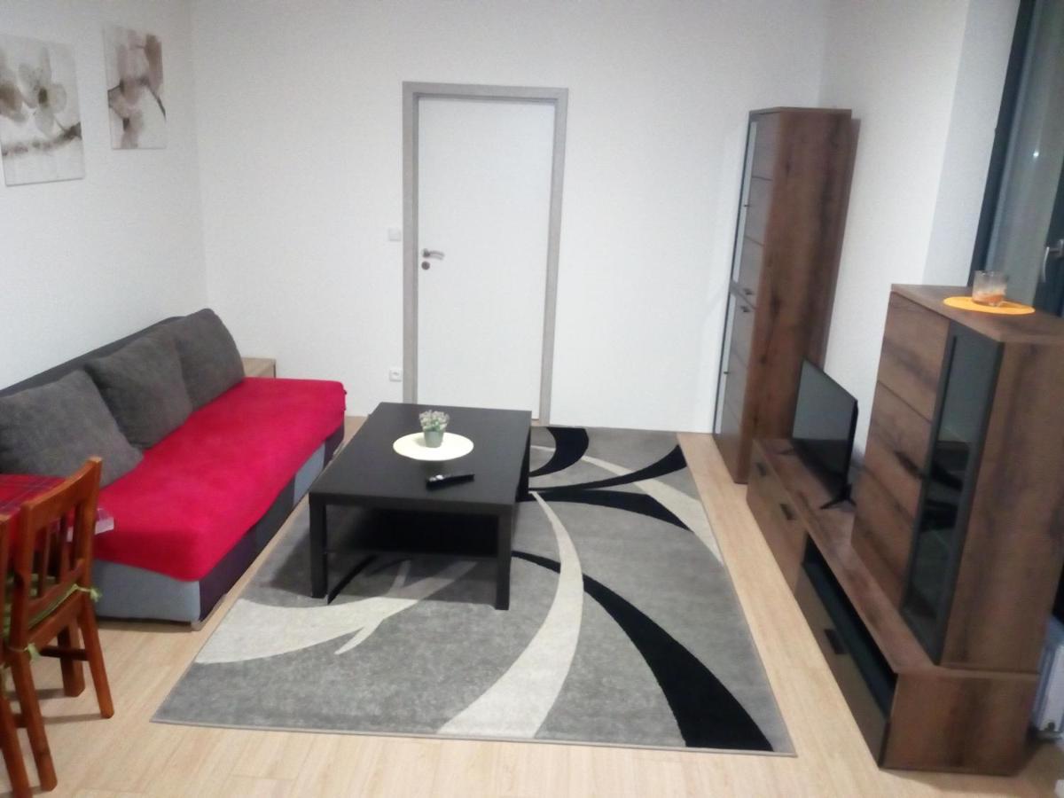 Apartman Stefanikova Zlín Exteriör bild