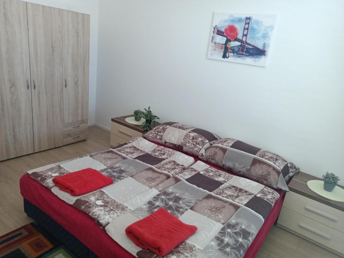 Apartman Stefanikova Zlín Exteriör bild